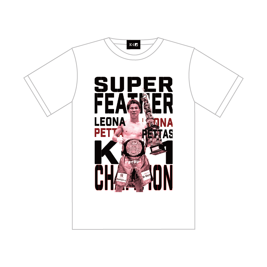 【レオナ・ペタス】「CHAMPION」Tシャツ